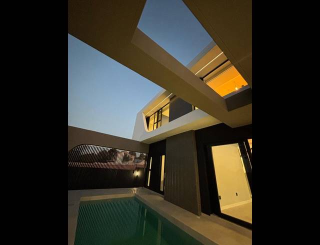 4 BEDROOM HOUSE FOR SALE IN BRYANSTON